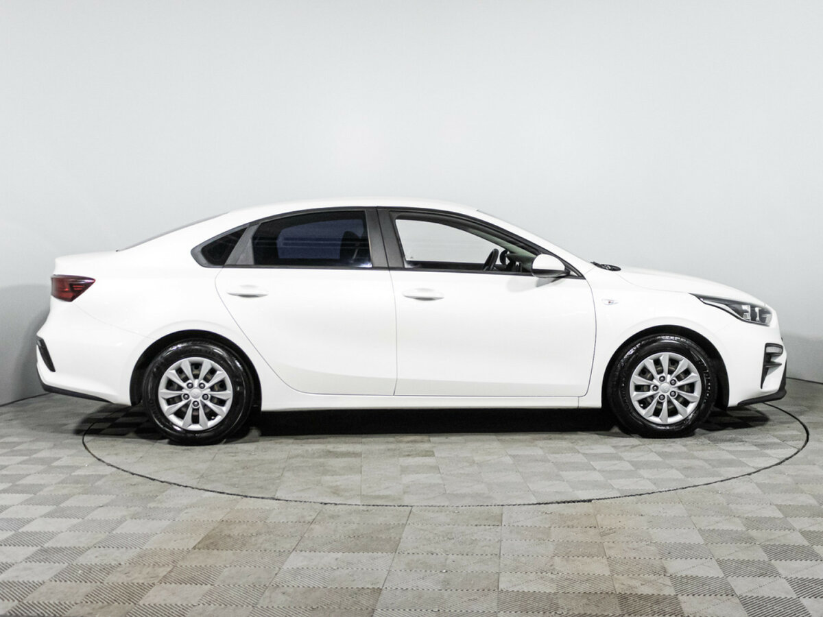 Б/У Киа К3 2020 года. Фото: #3