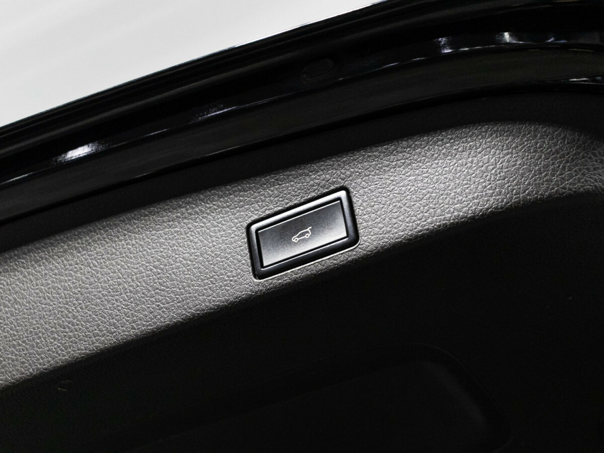 Б/У Фольксваген Туарег 2014 года. Фото: #20