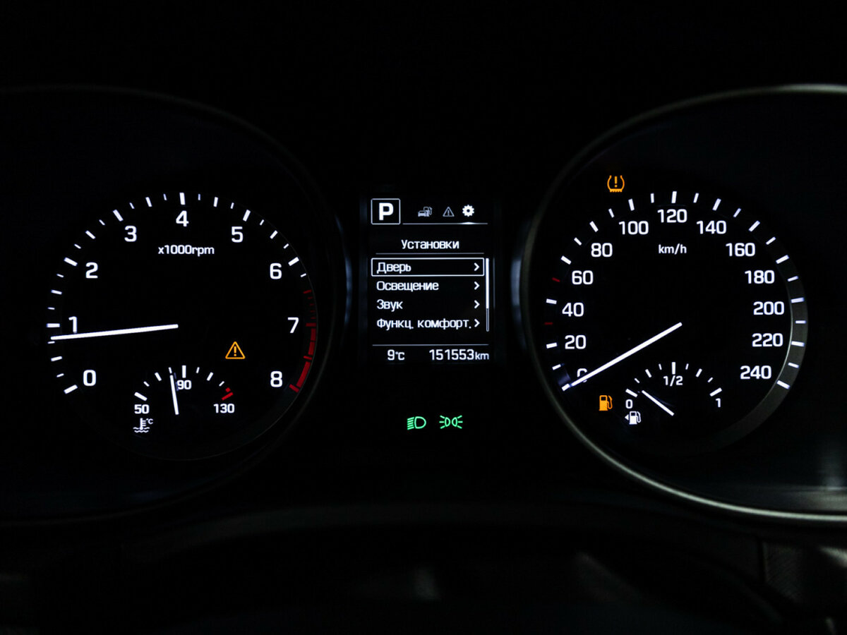 Б/У Хендай Санта Фе 2017 года. Фото: #11