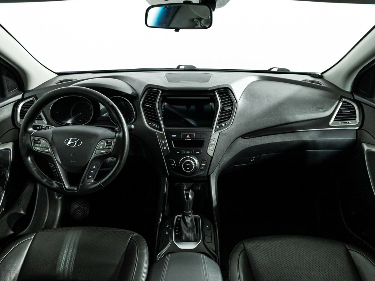 Б/У Хендай Санта Фе 2017 года. Фото: #12