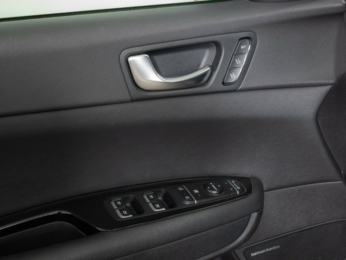 Б/У Киа Оптима 2018 года. Фото: #10