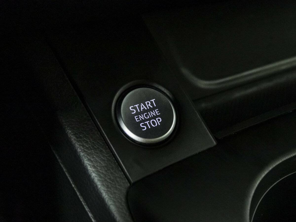 Б/У Ауди А4 2018 года. Фото: #15