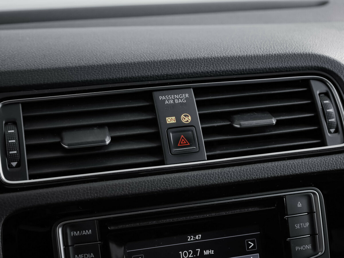 Б/У Фольксваген Джетта 2017 года. Фото: #11