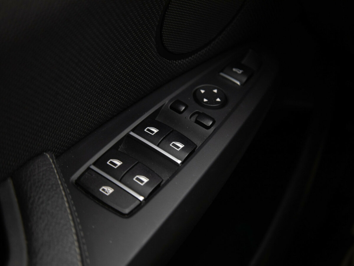 Б/У БМВ Икс3 2015 года. Фото: #12