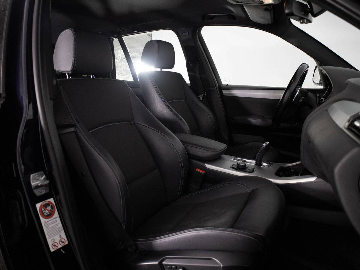 Б/У БМВ Икс3 2015 года. Фото: #14