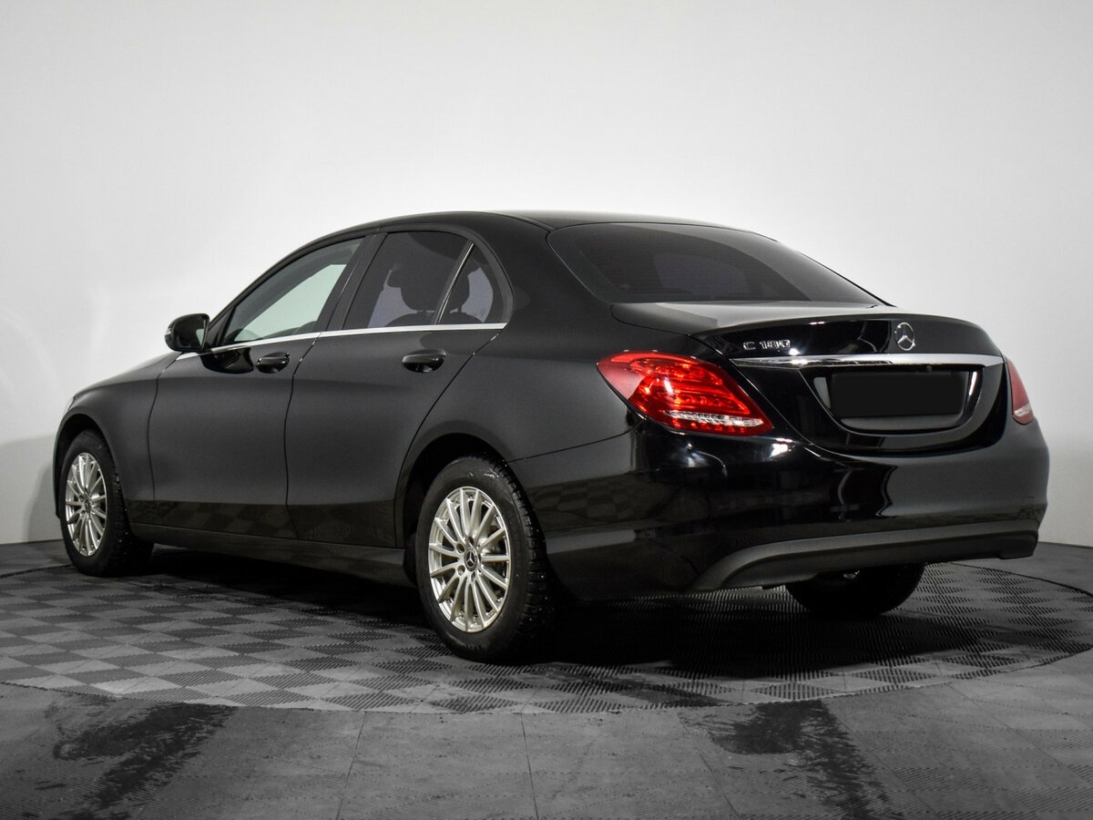 Б/У Мерседес-Бенц Ц-Класс 2018 года. Фото: #5