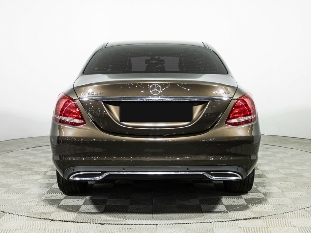 Б/У Мерседес-Бенц Ц-Класс 2016 года. Фото: #5