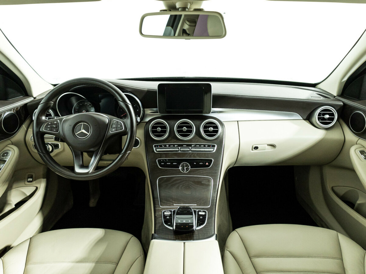 Б/У Мерседес-Бенц Ц-Класс 2016 года. Фото: #12