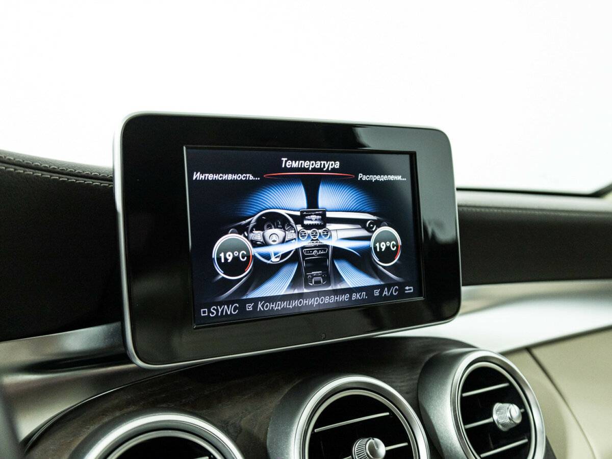 Б/У Мерседес-Бенц Ц-Класс 2016 года. Фото: #14