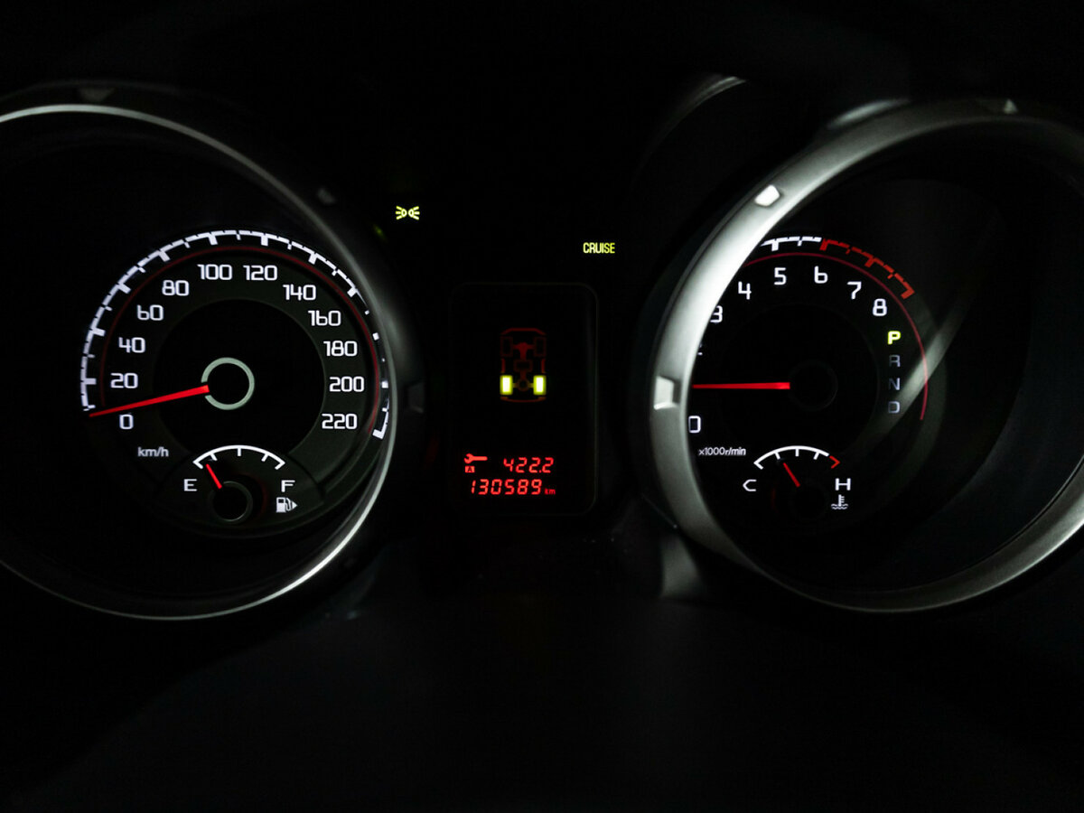 Б/У Митсубиши Паджеро 2015 года. Фото: #10