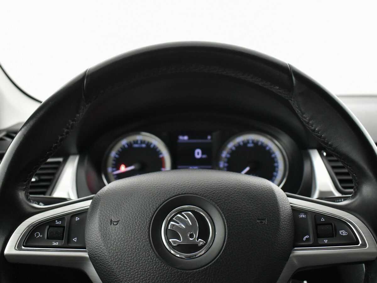 Б/У Шкода Рапид 2017 года. Фото: #13