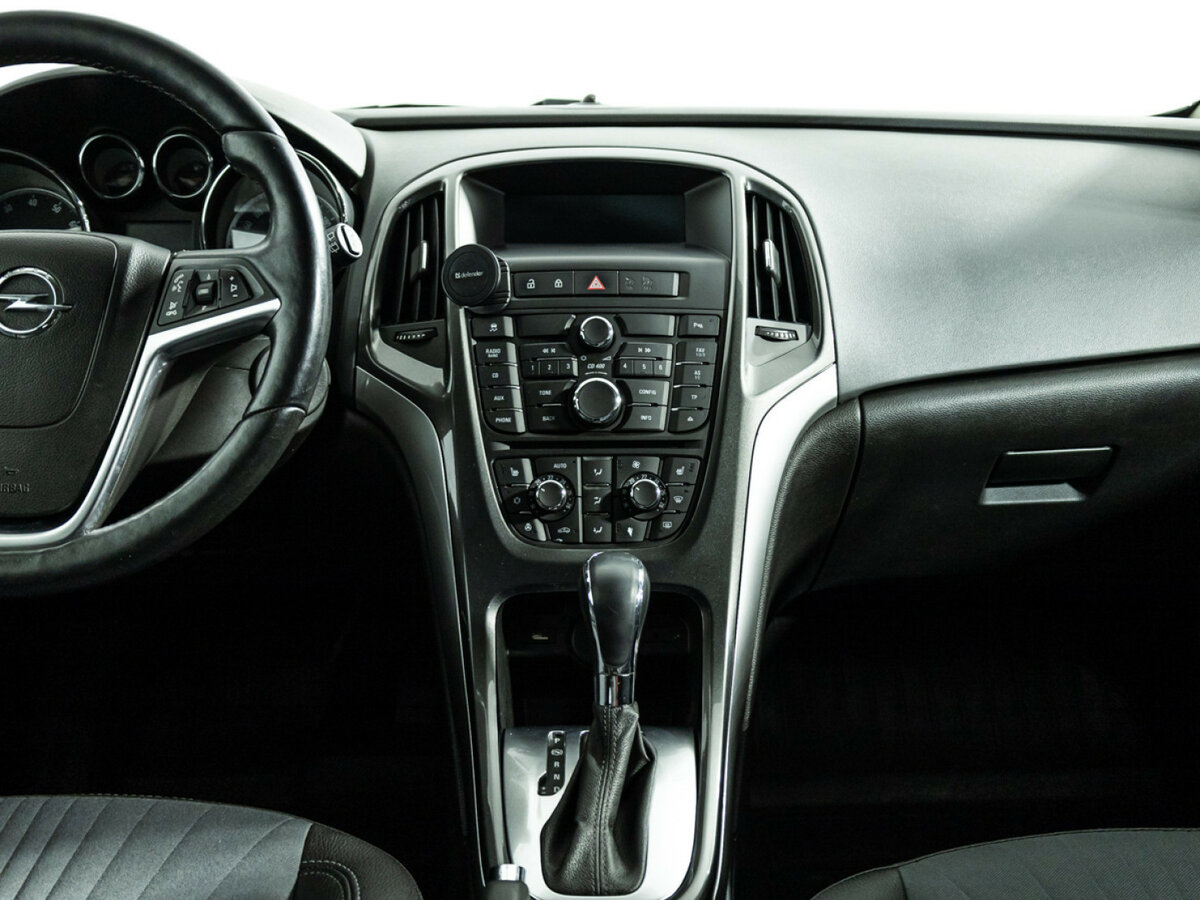 Б/У Опель Астра 2013 года. Фото: #10