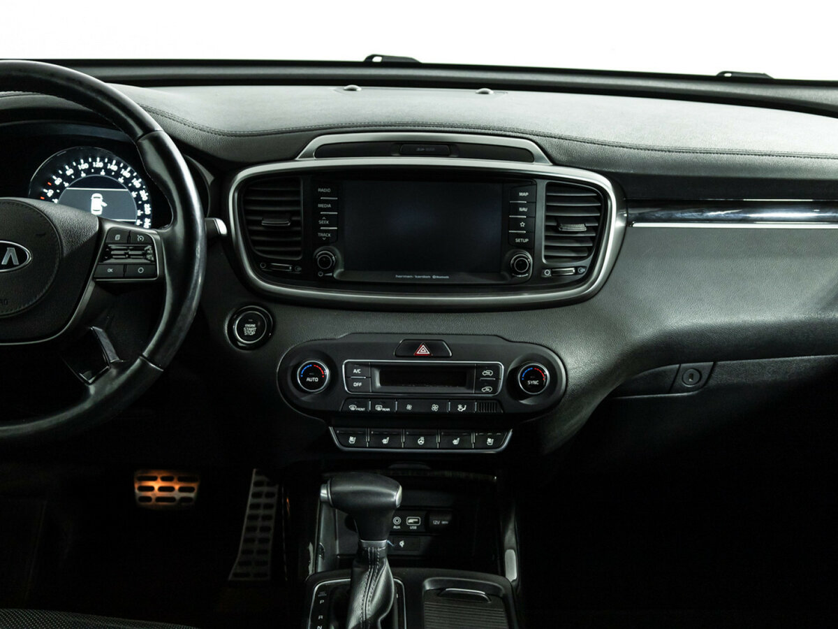 Б/У Киа Соренто 2020 года. Фото: #13