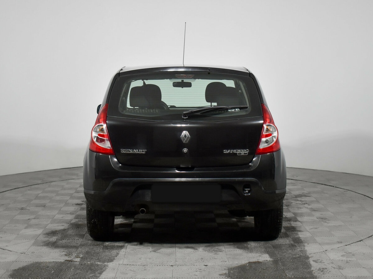 Б/У Рено Сандеро 2014 года. Фото: #5