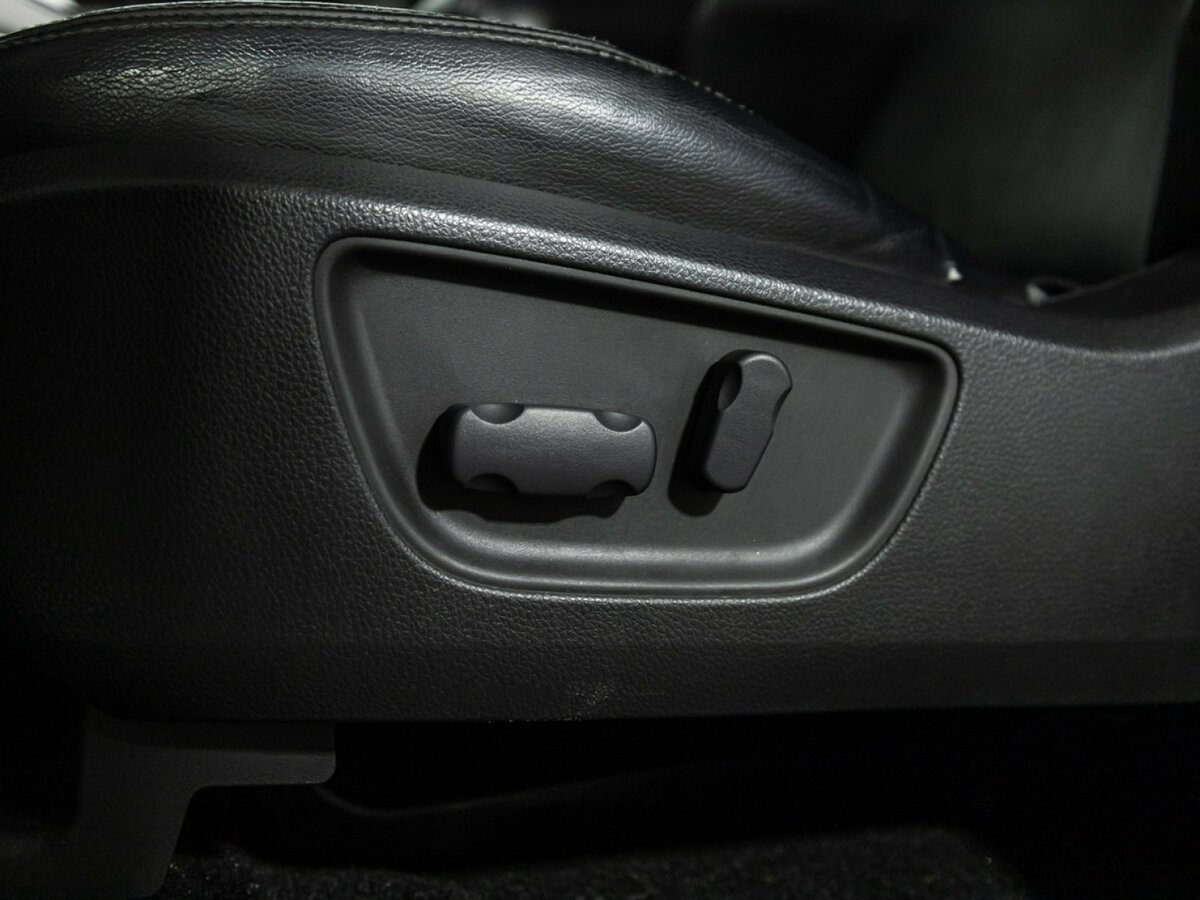 Б/У Митсубиши Паджеро Спорт 2017 года. Фото: #14